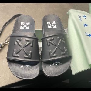 Black Off-White Slides Size 32